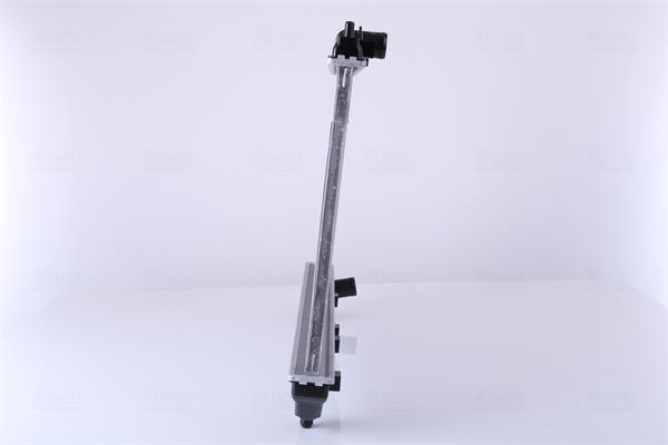Radiador motor NISSENS 64783A