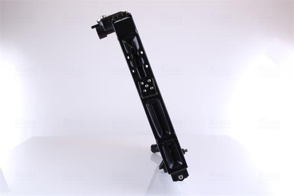 Radiateur moteur (Radiateur de refroidissement) NISSENS 66646