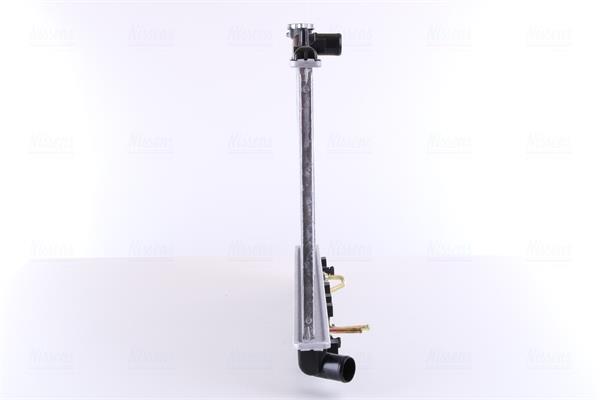 Radiateur moteur (Radiateur de refroidissement) NISSENS ref. 670011