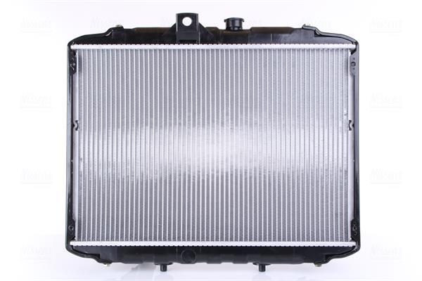 Radiador motor NISSENS 67015