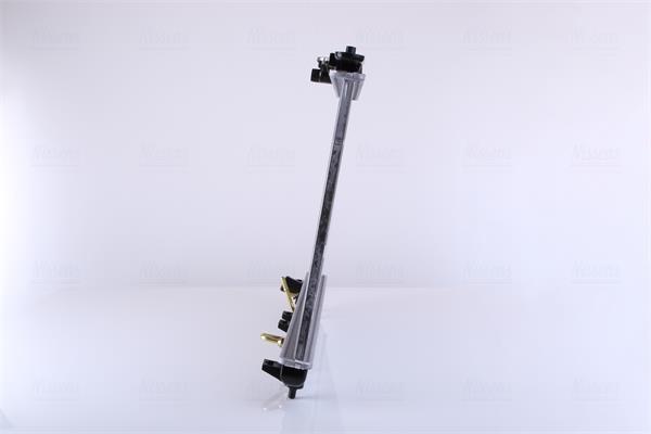 Radiateur moteur (Radiateur de refroidissement) NISSENS 67027