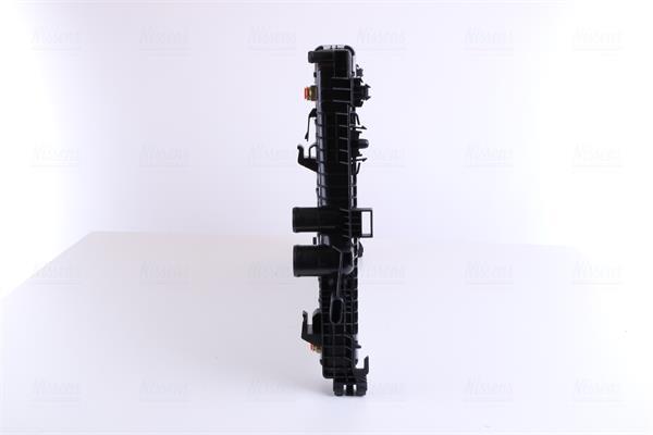 Radiateur moteur (Radiateur de refroidissement) NISSENS 67174
