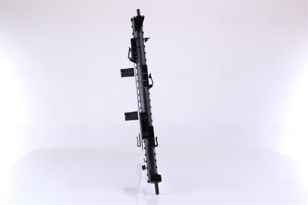 Radiador motor NISSENS 67363
