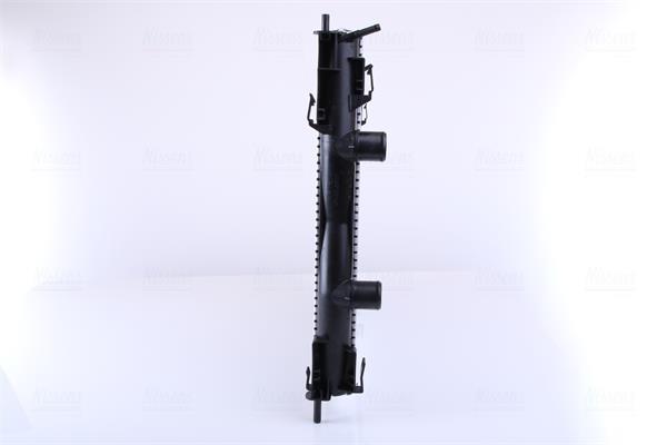 Radiador motor NISSENS 67367