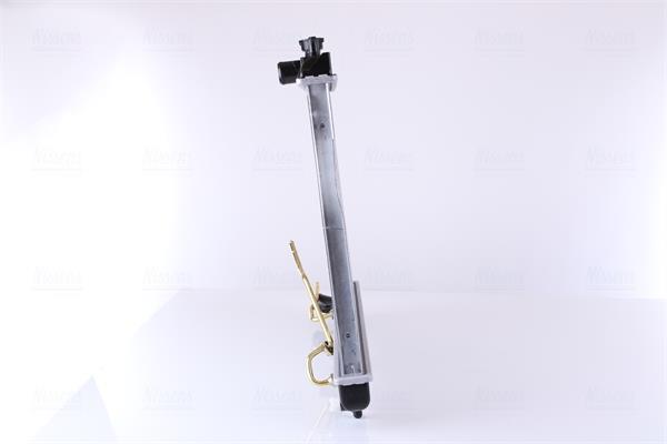 Radiateur moteur (Radiateur de refroidissement) NISSENS 67480