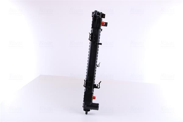 Radiador motor NISSENS 67521