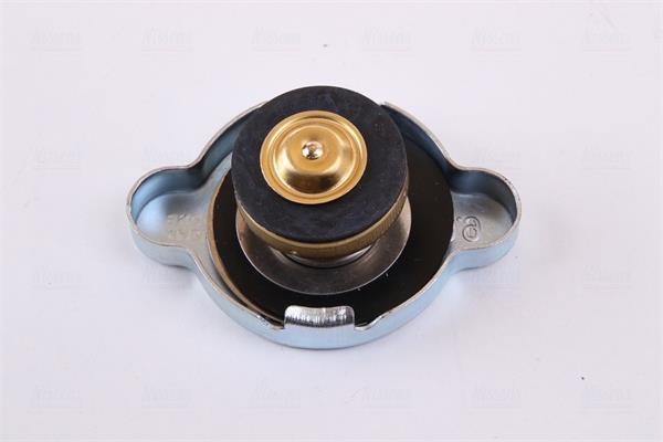 Radiador motor NISSENS 67521