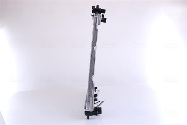 Radiador motor NISSENS 67528