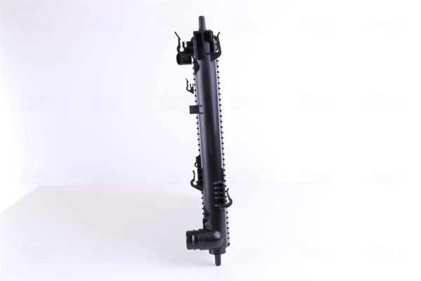 Radiateur moteur (Radiateur de refroidissement) NISSENS 67611