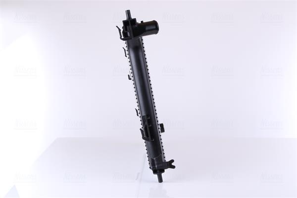 Radiateur moteur (Radiateur de refroidissement) NISSENS 67615