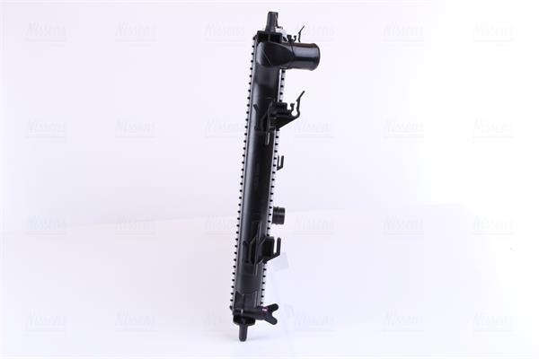 Radiateur moteur (Radiateur de refroidissement) NISSENS 67616