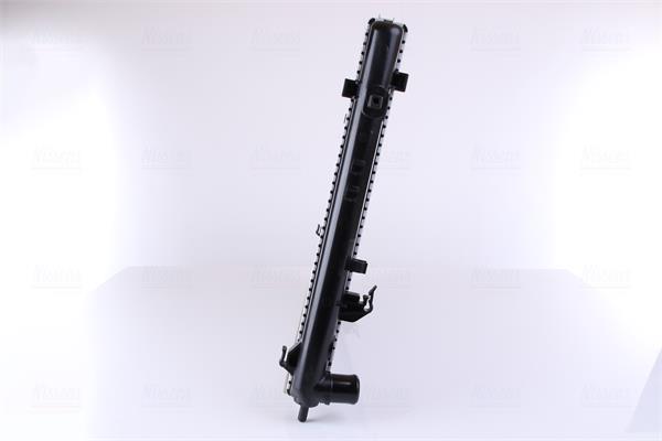 Radiateur moteur (Radiateur de refroidissement) NISSENS 67618