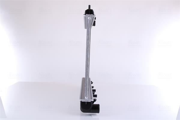 Radiateur moteur (Radiateur de refroidissement) NISSENS 67706A