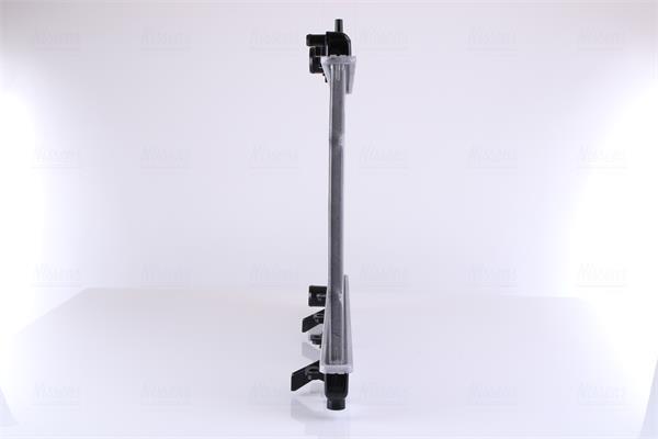 Radiateur moteur (Radiateur de refroidissement) NISSENS 67724