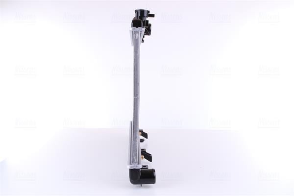 Radiador motor NISSENS 67725