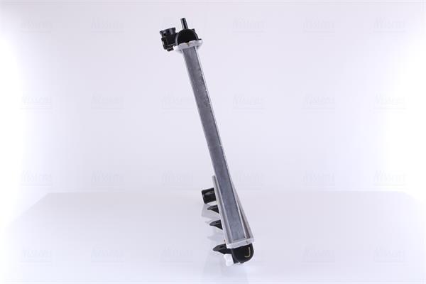 Radiateur moteur (Radiateur de refroidissement) NISSENS 67729