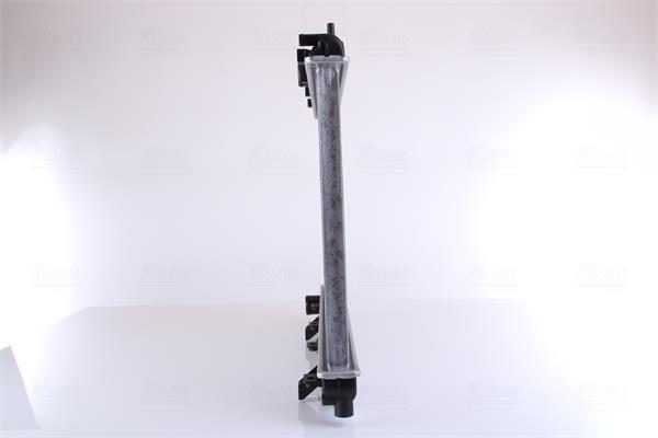 Radiateur moteur (Radiateur de refroidissement) NISSENS 67736