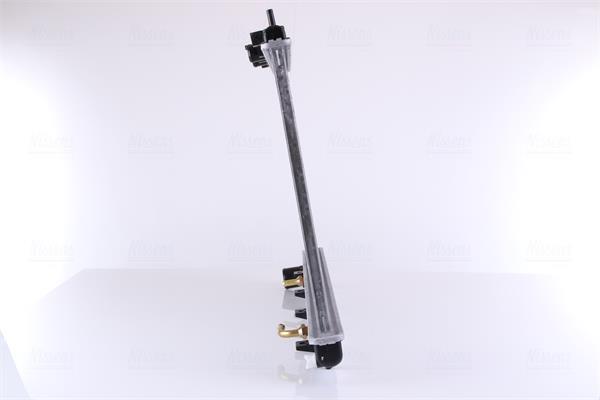 Radiateur moteur (Radiateur de refroidissement) NISSENS 67739