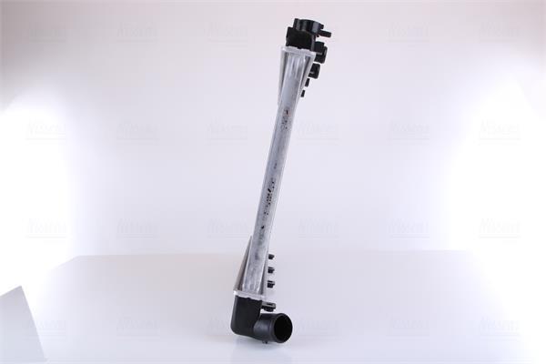 Radiateur moteur (Radiateur de refroidissement) NISSENS 67743