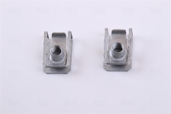 Radiateur moteur (Radiateur de refroidissement) NISSENS ref. 68001A