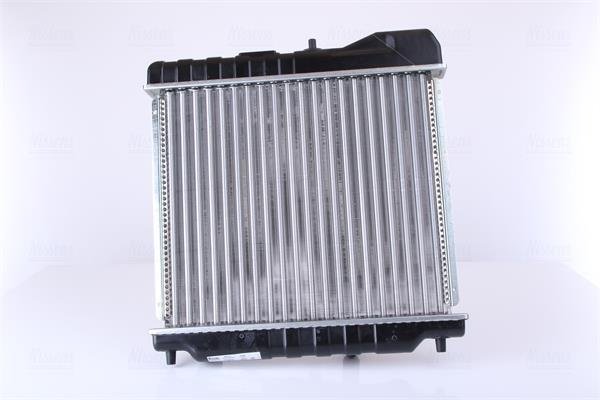 Radiateur moteur (Radiateur de refroidissement) NISSENS 68111