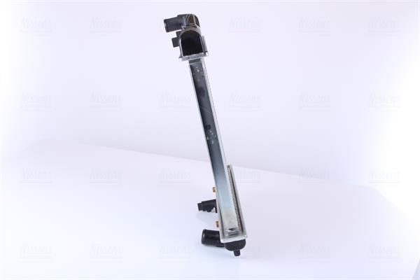 Radiateur moteur (Radiateur de refroidissement) NISSENS 68111