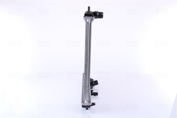 Radiador motor NISSENS 68135A