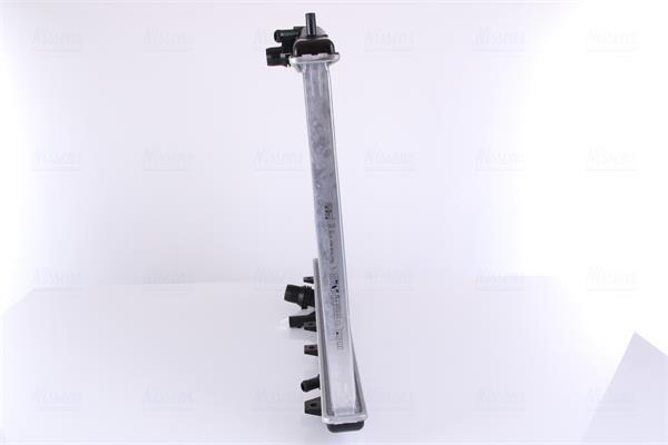Radiateur moteur (Radiateur de refroidissement) NISSENS 681408