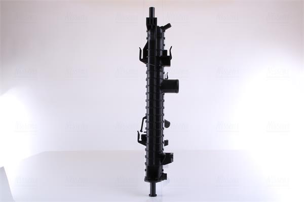 Radiador motor NISSENS 68520