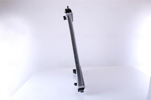 Radiateur moteur (Radiateur de refroidissement) NISSENS 68705A