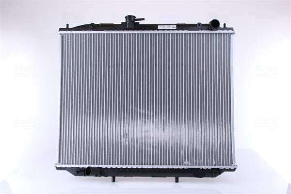 Radiador, refrigeración del motor NISSENS ref. 68706A