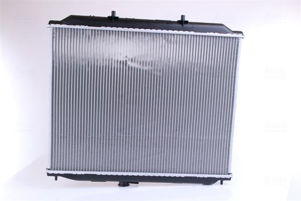 Radiador, refrigeración del motor NISSENS ref. 68708A