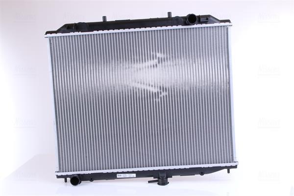 Radiador, refrigeración del motor NISSENS ref. 68708A