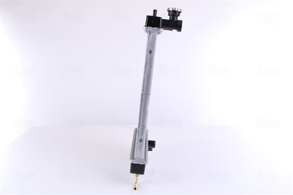 Radiateur moteur (Radiateur de refroidissement) NISSENS 687141