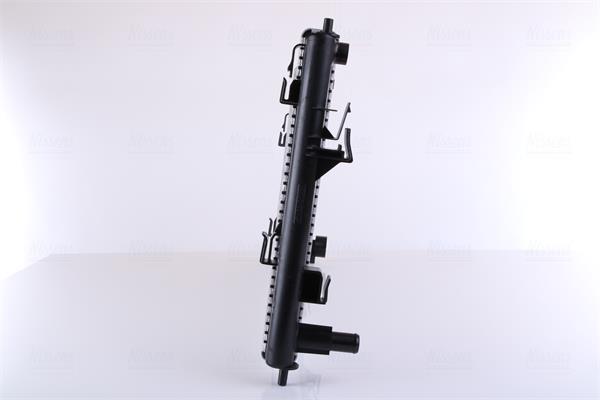 Radiador motor NISSENS 68737