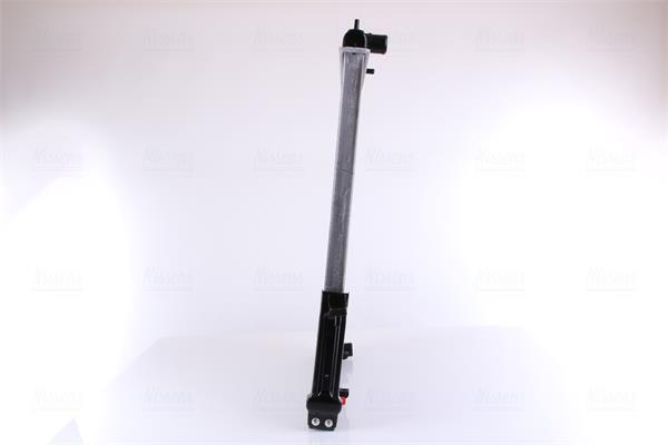 Radiateur moteur (Radiateur de refroidissement) NISSENS 68738