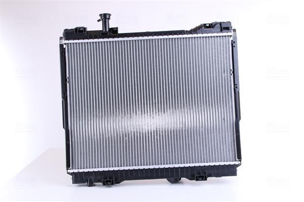 Radiateur moteur (Radiateur de refroidissement) NISSENS 68742