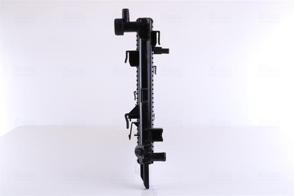 Radiador motor NISSENS 68773