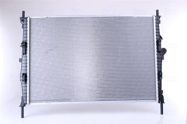 Radiador motor NISSENS 69240