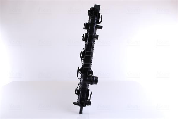 Radiateur moteur (Radiateur de refroidissement) NISSENS 69249