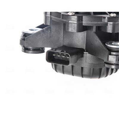 Pompe à eau NISSENS 831058