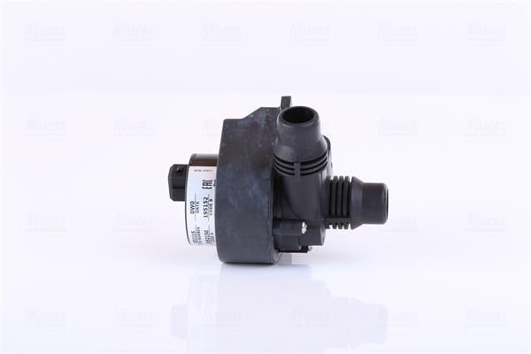 Pompe à eau NISSENS 831115