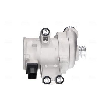 Pompe à eau NISSENS 832142