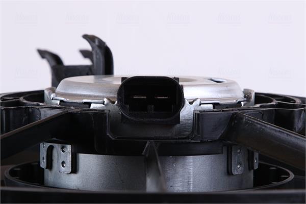 Ventilador, refrigeración del motor NISSENS ref. 85252