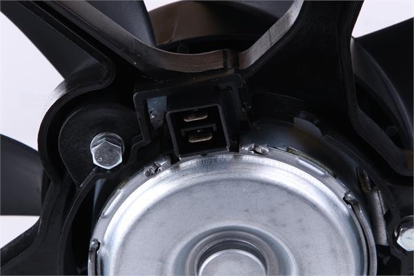 Ventilador, refrigeración del motor NISSENS ref. 85669