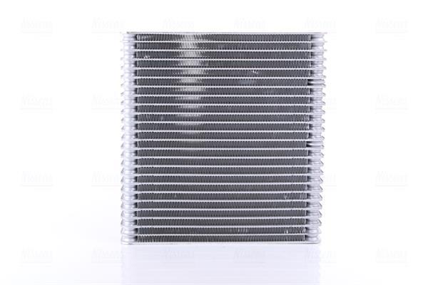 Evaporador de ar condicionado NISSENS ref. 92384