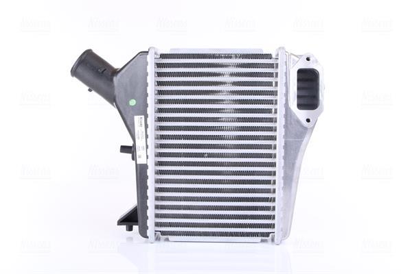 Intercooler, échangeur (Refroidisseur d'air) NISSENS ref. 961423