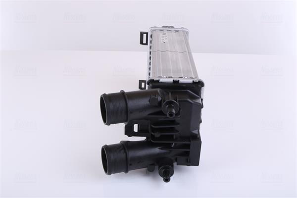 Intercooler, échangeur (Refroidisseur d'air) NISSENS ref. 961509
