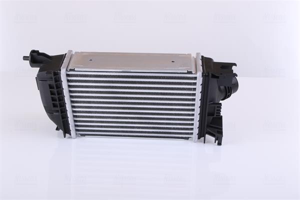 Intercooler, échangeur (Refroidisseur d'air) NISSENS 961583