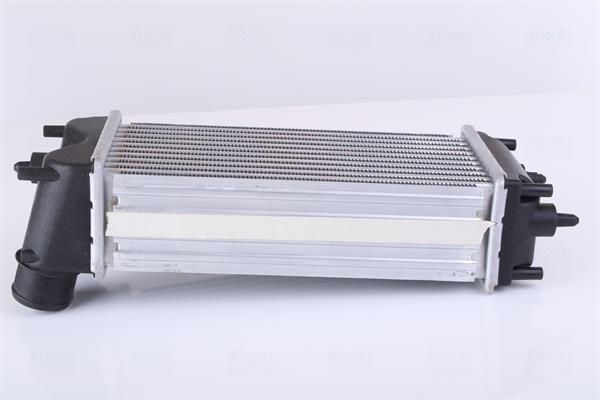 Intercooler, échangeur (Refroidisseur d'air) NISSENS ref. 96357
